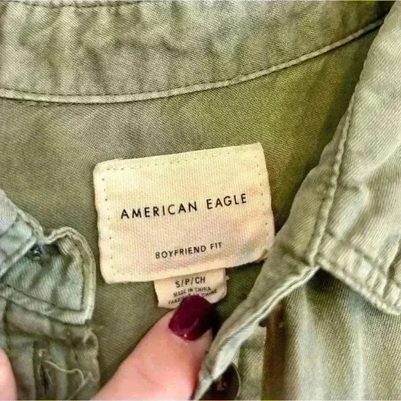 American Eagle Button Down Shirt Size Small - Picture 6 of 7